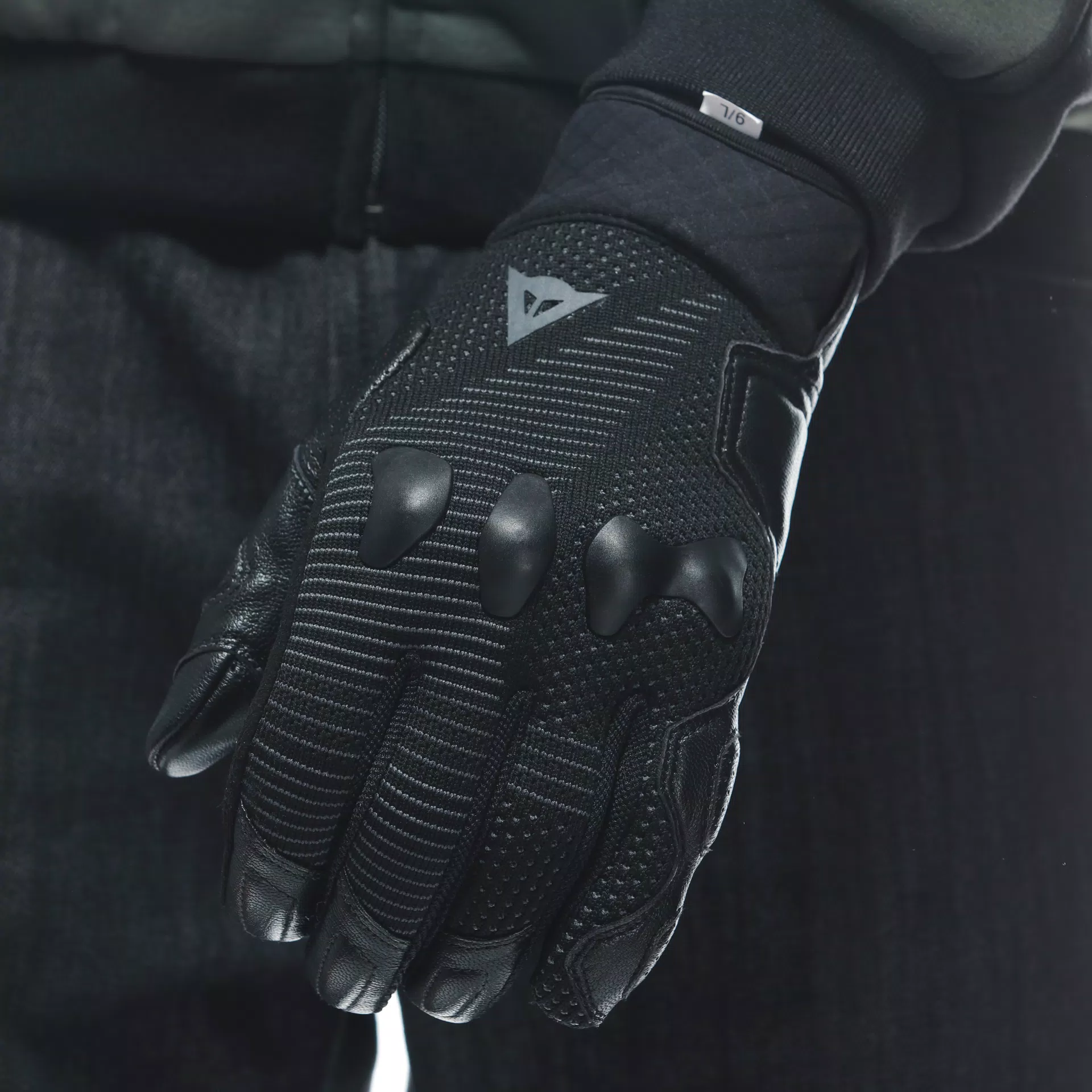 DAINESE GLOVE UNRULY ERGO-TEK